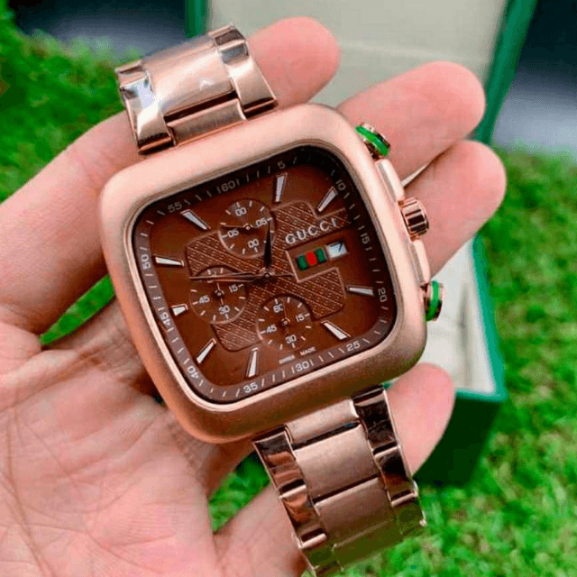 Gucci Square Shape Chain Watch.