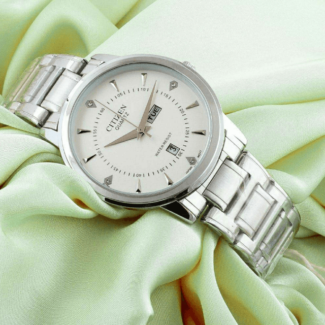 Citizen Day+date Watch For Men.