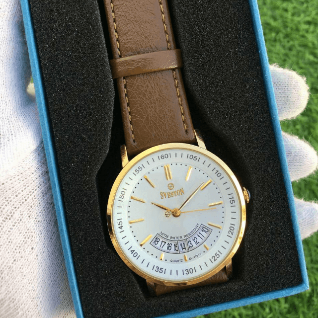 Sveston Leather Belt Watch.